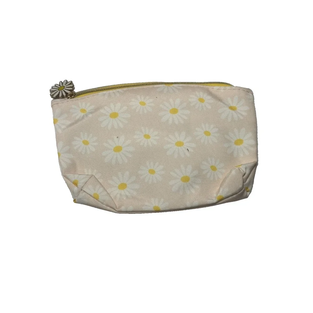 IPSY zipper pouch approximately 5X7‎ inches make up bag purse organizer